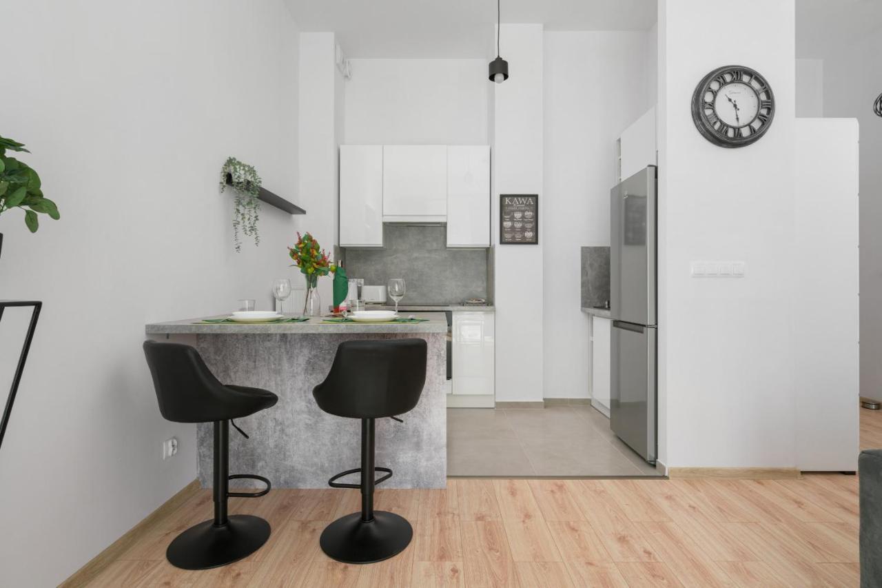 Exclusive Kajdasza By Renters Apartment Wroclaw